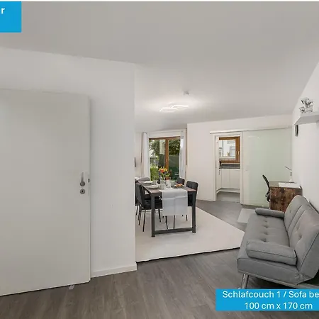 Rob's Flat - Moderne 3-zimmer-ferienwohnung Mit Terrasse, 6 Schlafplaetzen, 2 Min S-bahn, Bei Stuttgart Appartement Weil der Stadt